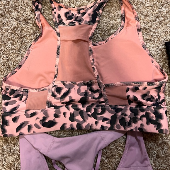 Fabletics bundle!! - Picture 2 of 16